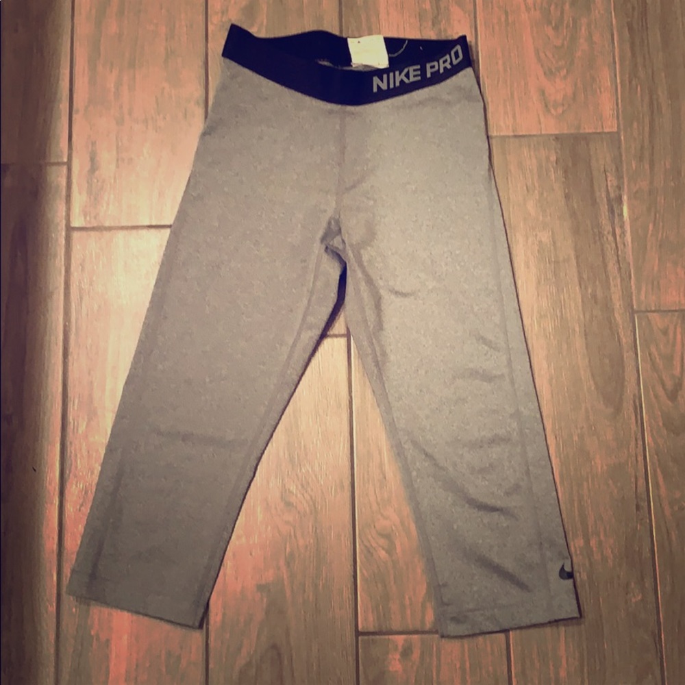 Nike dri-fit mid rise leggings